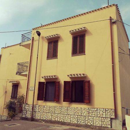 Angelina'S House Villa เบาเนย์ ภายนอก รูปภาพ